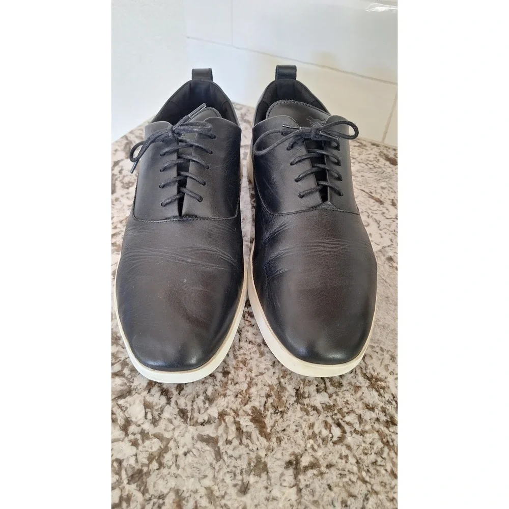 Wolf & Shepherd Crossover Oxford Mens 10 Black Leather Hybrid Dress Shoe